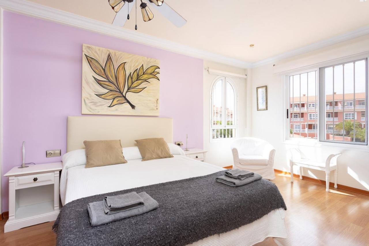 Villa Luxury With Private Pool With Aircon,playa Del Duque *
