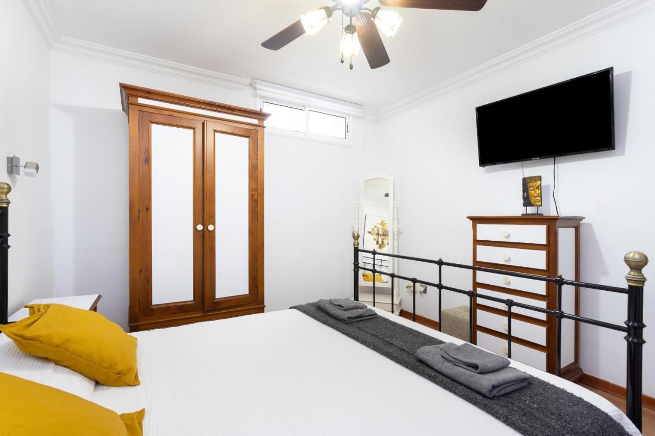 Luxury With Private Pool With Aircon,playa Del Duque Villa *