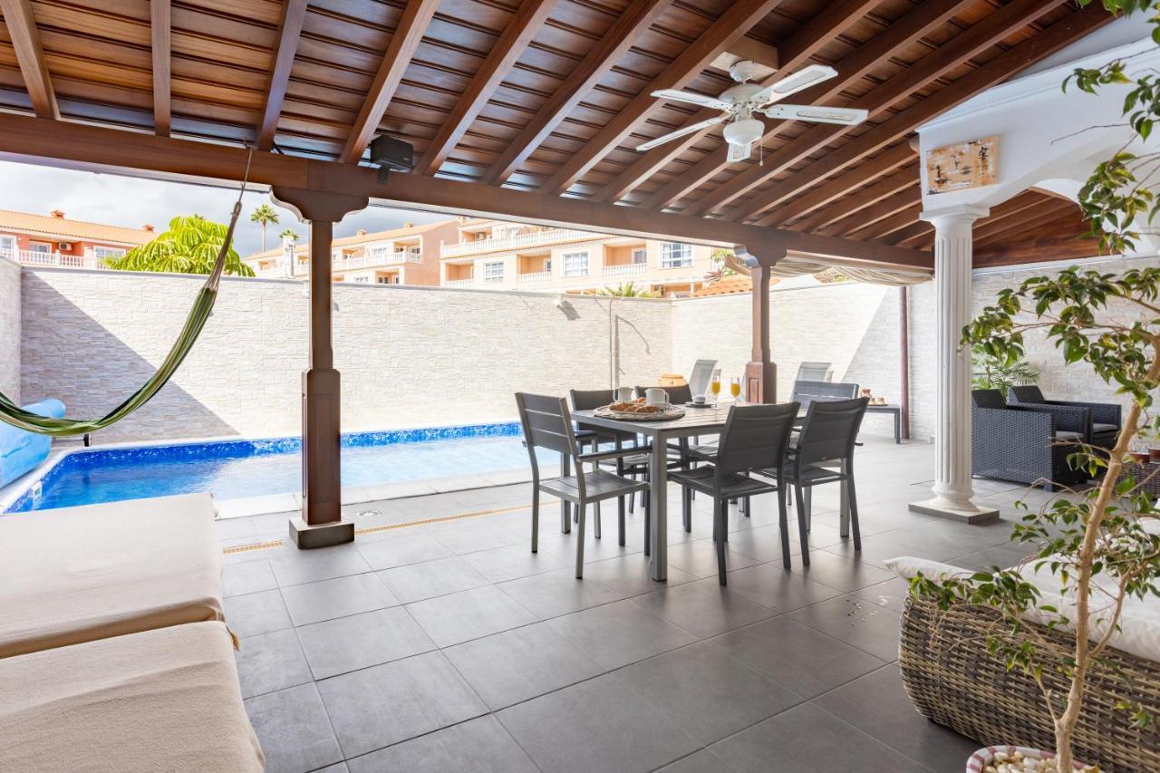 Luxury With Private Pool With Aircon,playa Del Duque *